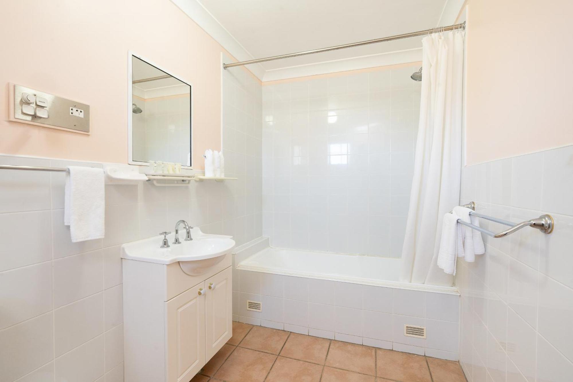 Surestay Hotel By Best Western, New Inn Richmond Luaran gambar